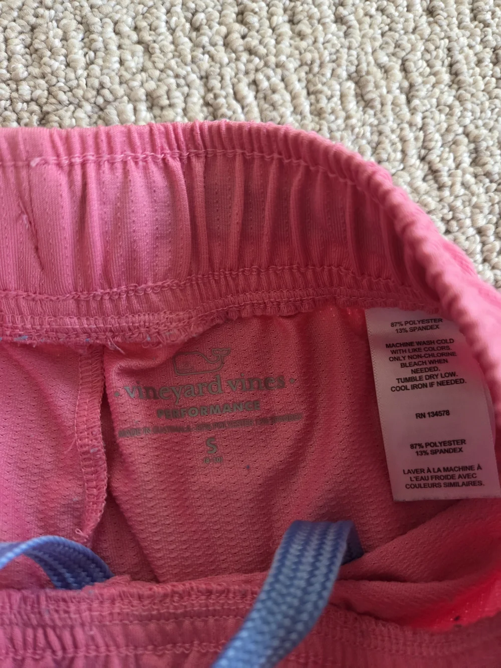 Vineyard Vines Performance Shorts Size Small (8-10)